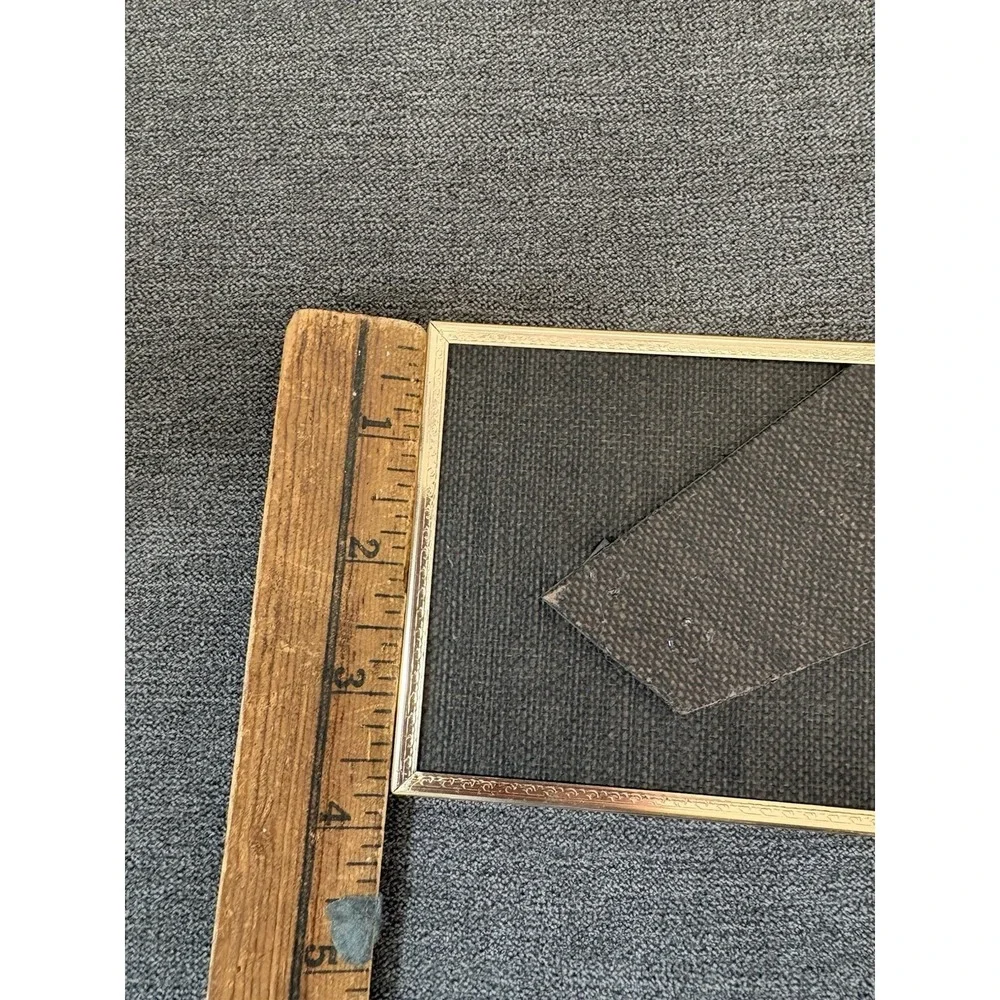 Vintage Gold-Toned Detailed Metal Picture Frame  5x3.5
